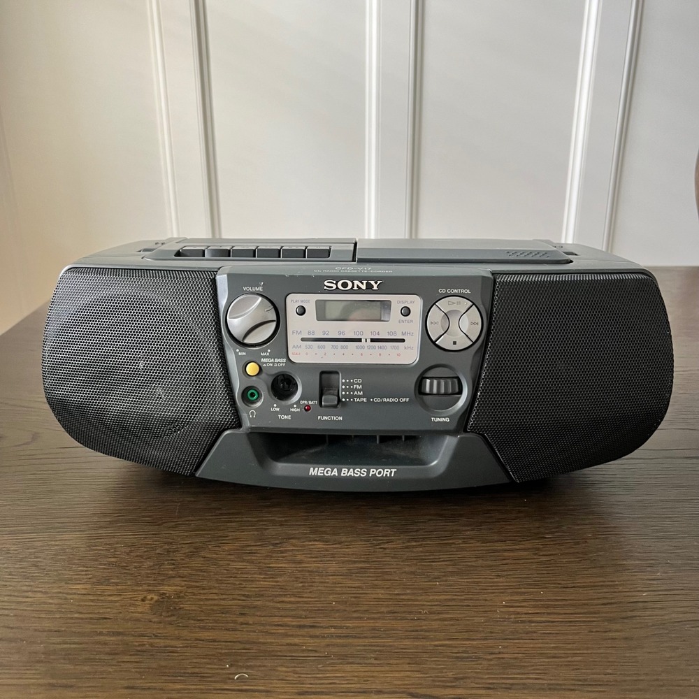 Sony CFD-V17 CD Radio Cassette-Corder Portable Boombox AM FM Grey Stereo Player